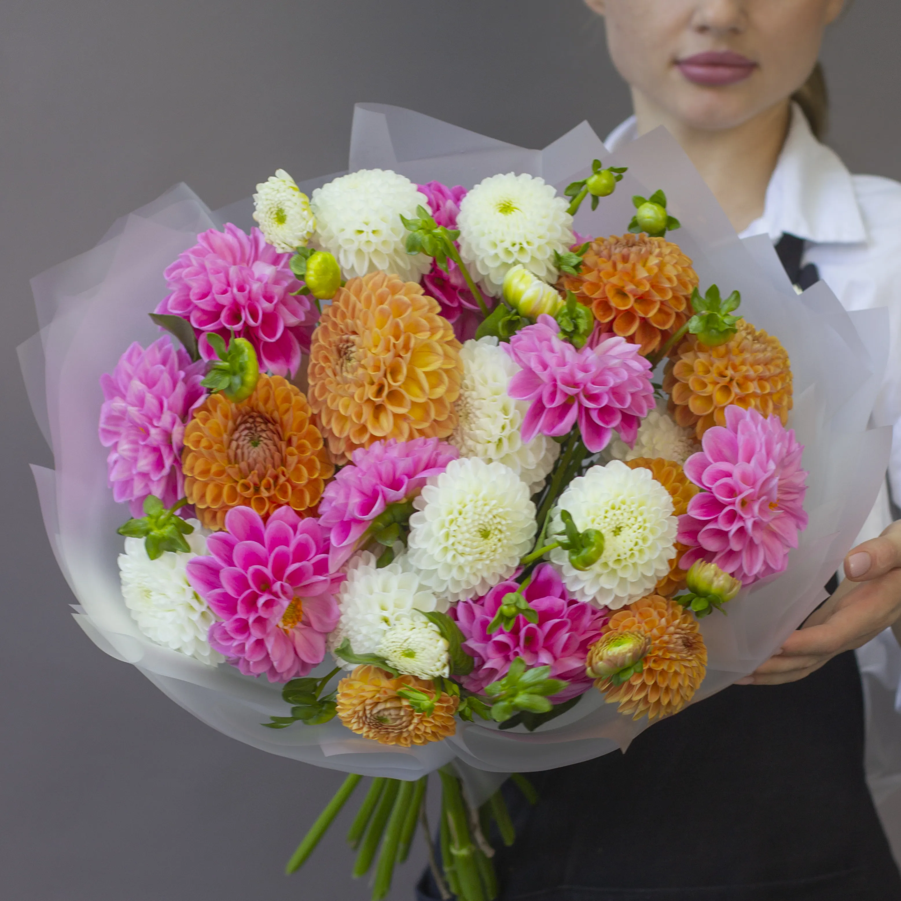 Какие цветы подарить свекрови