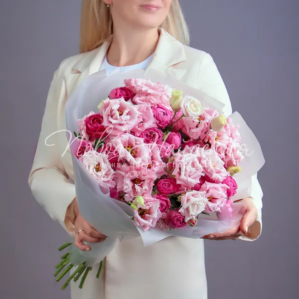 Пионовидные розы Букет Потрясающая леди