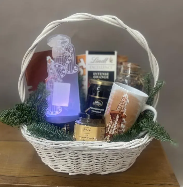 Подарочные корзины Нефтяная скважина