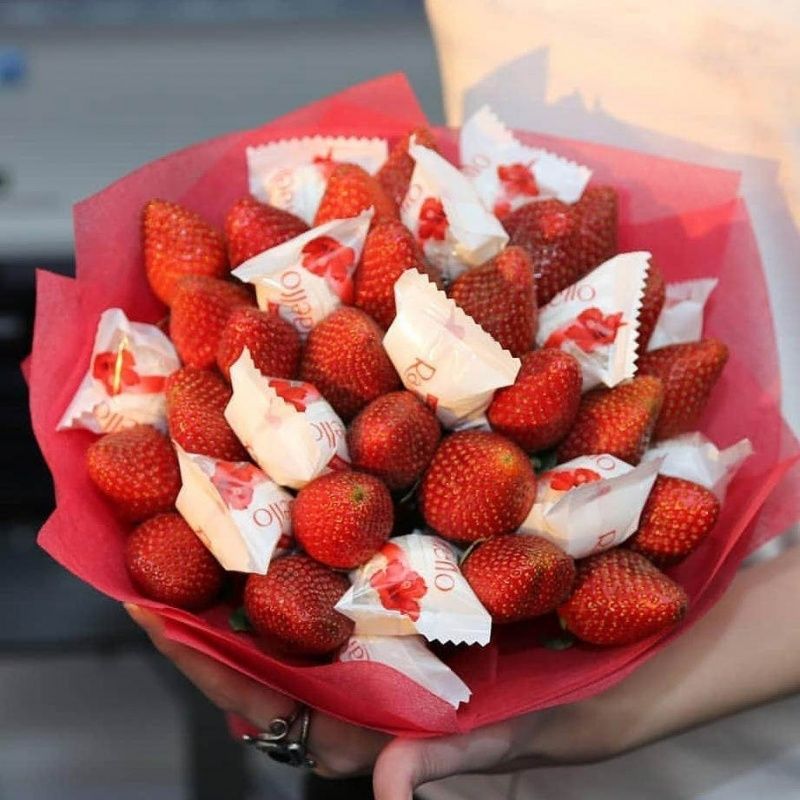 Букеты из шоколада на День Учителя