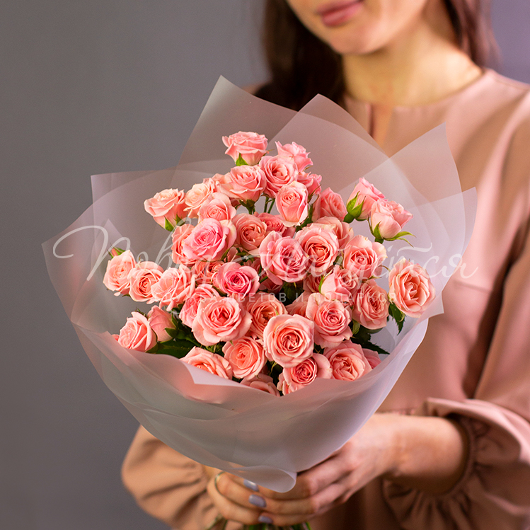 Букет роз для любимой женщины - купить розы для любимой с бесплатной доставкой 24/7 по Москве