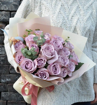 Фиолетовые розы