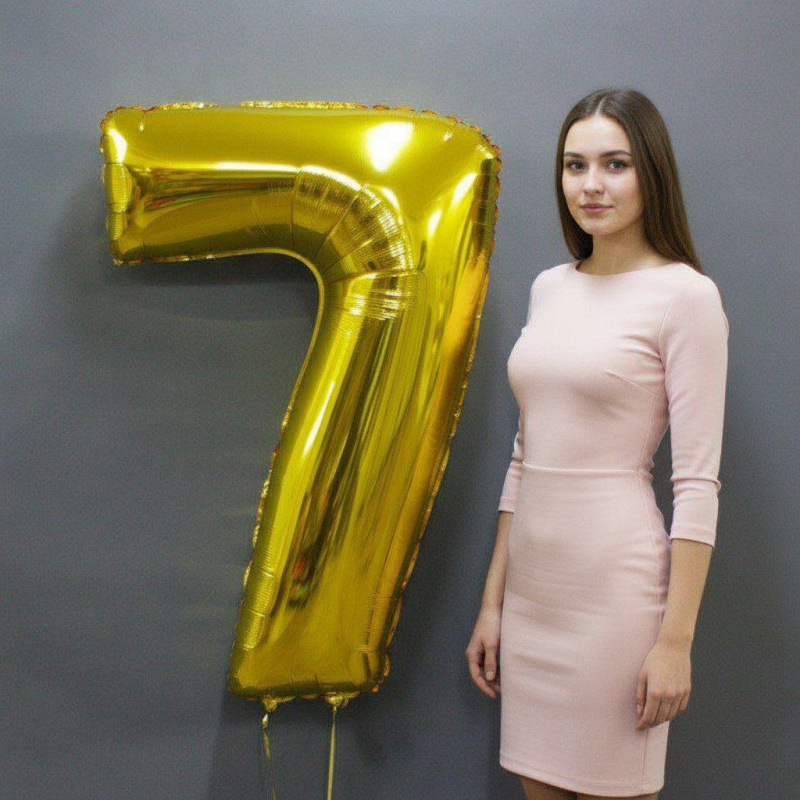 Цифра 7 золотая