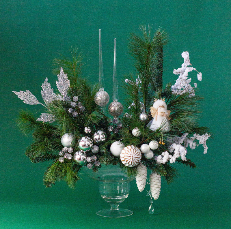 Цветочная композиция Зимняя ночь