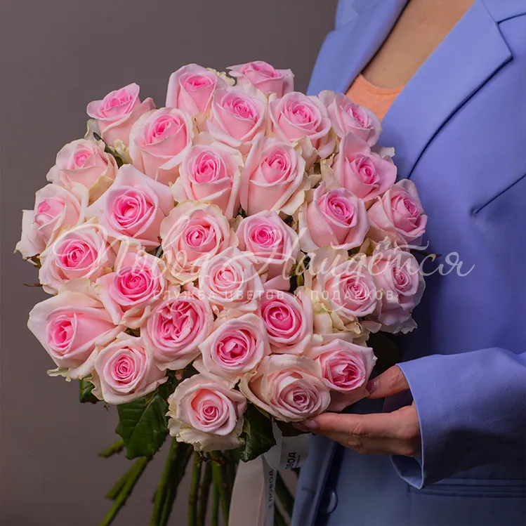 Розы Букет Ревилия