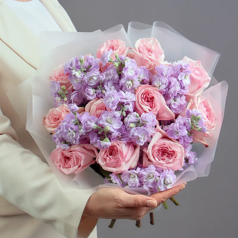 Пионовидные розы Букет Неожиданная радость