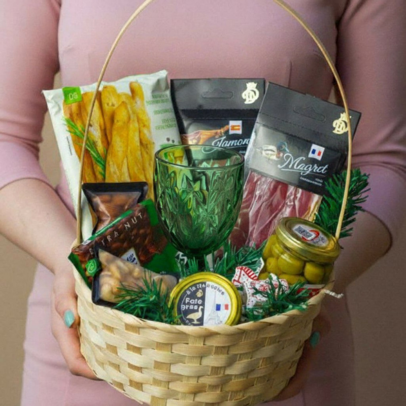 Подарочные корзины Новогодний пир