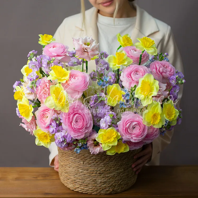 РАНУНКУЛЮСЫ Букет Изысканность