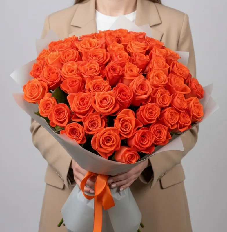 51 роза Букет Яркий Штрих