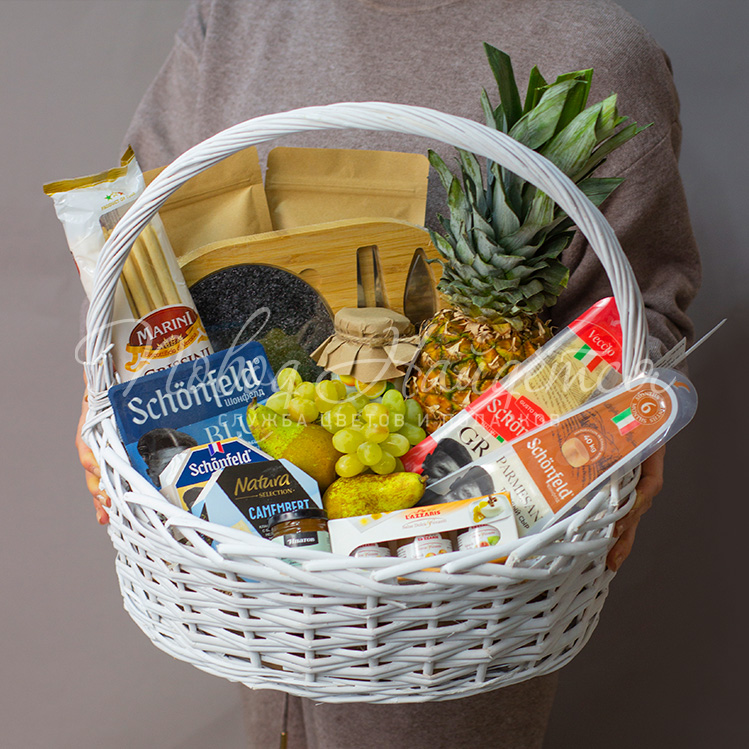 Корзина В кругу родных