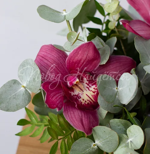 Цветочная композиция Композиция №132 — Повод Найдется