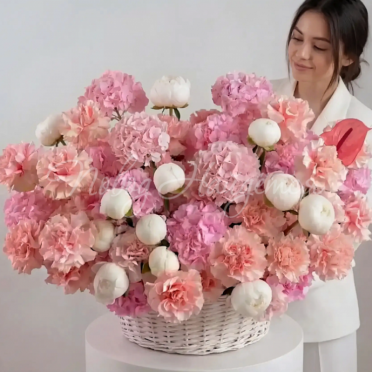 Букеты с ГОРТЕНЗИЯМИ Букет Источник счастья