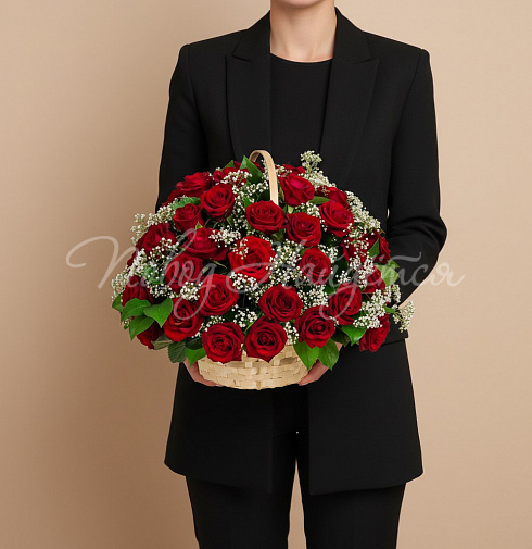 Букет Траурная корзина №3 — Повод Найдется