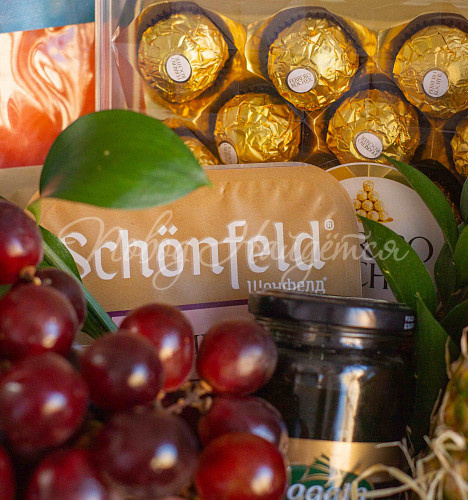 Новогодние наборы Букет Праздничный стол