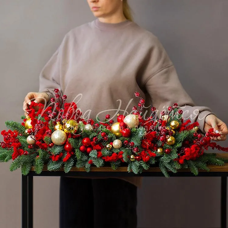 Новогодние композиции Цветочная композиция Треск камина