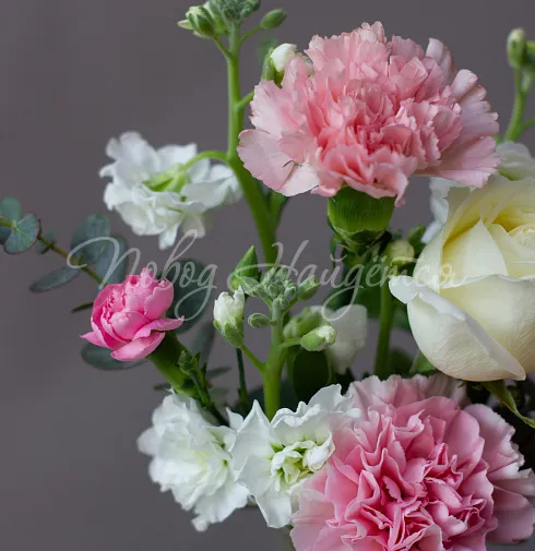 Цветочная композиция Каждый день № 4 — Повод Найдется