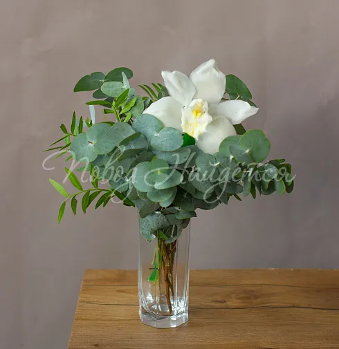 Цветочная композиция Композиция № 351 — Повод Найдется