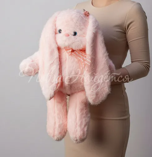 Розовый зайчик