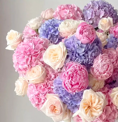 Корзина Сияние небес — Повод Найдется