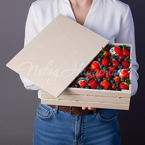 Фруктовые корзины Корзина Праздничное настроение