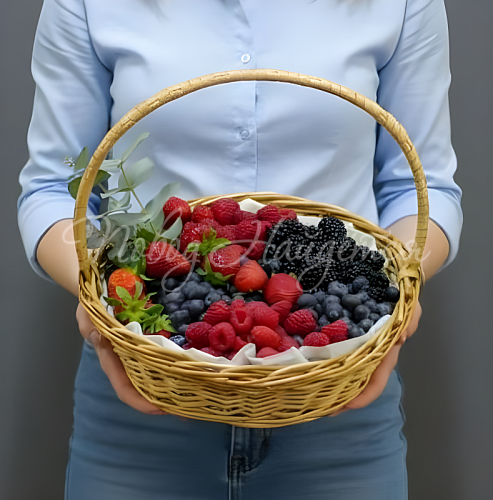 Корзина Ягодный микс