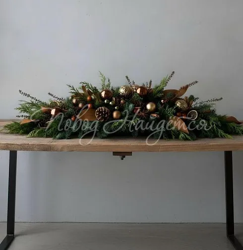 Цветочная композиция Новогодний огонёк — Повод Найдется