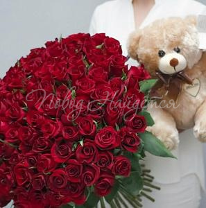 Букет 101 роза и Мишка