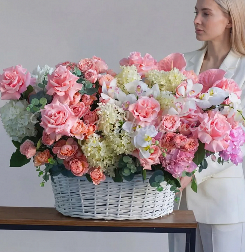 Корзина Шаг навстречу  — Повод Найдется