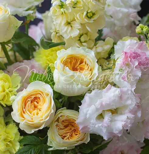 Цветочная композиция Композиция № 355 — Повод Найдется