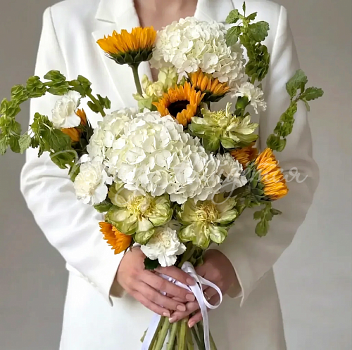 Букеты с подсолнухами Букет Настоящее лето