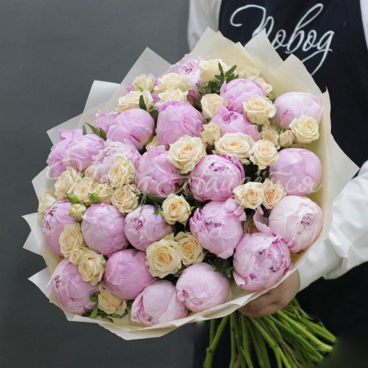 Букет с ПИОНАМИ Букет Медовый месяц