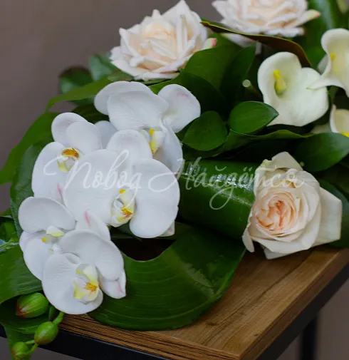 Цветочная композиция Композиция №105 — Повод Найдется