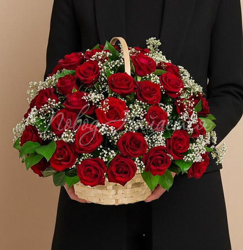 Букет Траурная корзина №3 — Повод Найдется