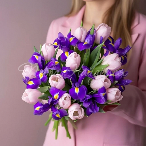 Букет с ТЮЛЬПАНАМИ Букет Первый весенний день