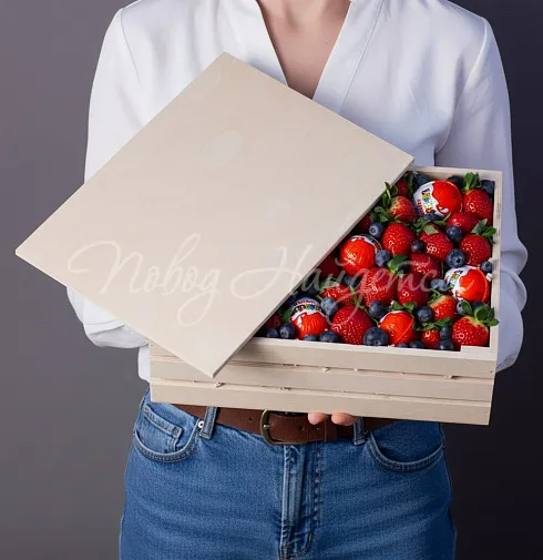 Корзина Праздничное настроение — Повод Найдется