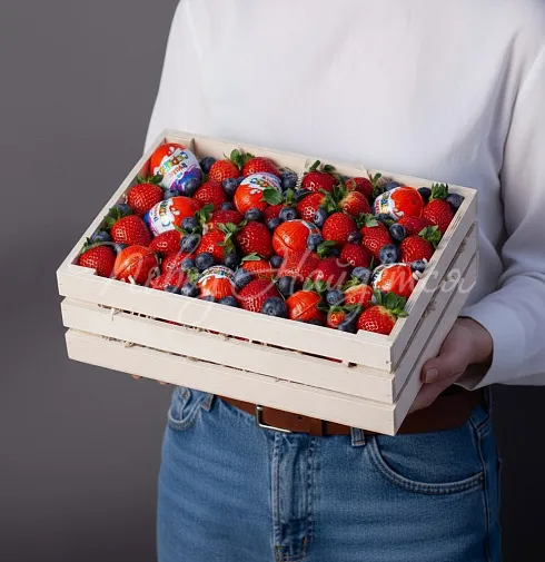 Корзина Праздничное настроение — Повод Найдется