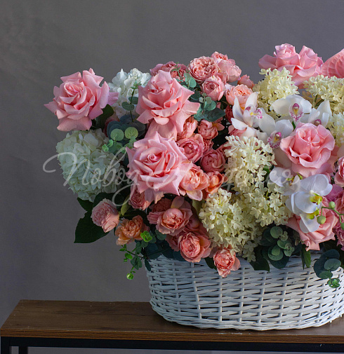 Корзина Шаг навстречу  — Повод Найдется