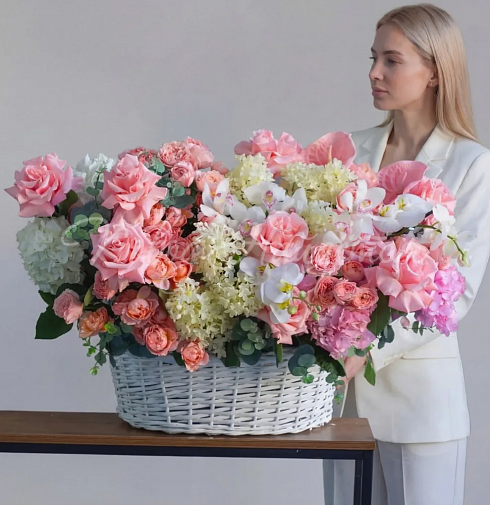 Корзина Шаг навстречу  — Повод Найдется