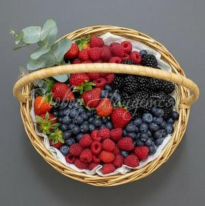 Корзина Ягодный микс