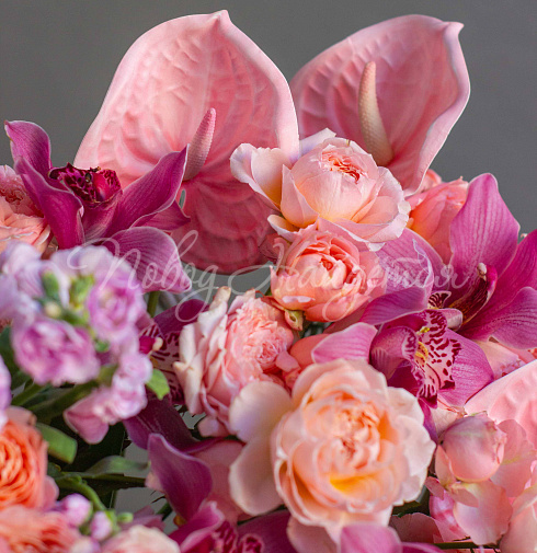 Корзина Охапка нежности — Повод Найдется