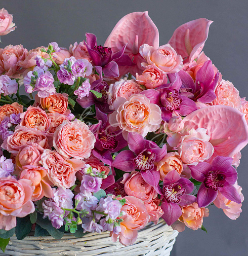 Корзина Охапка нежности — Повод Найдется