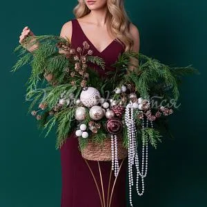 Новогодние композиции Цветочная композиция Аромат праздника