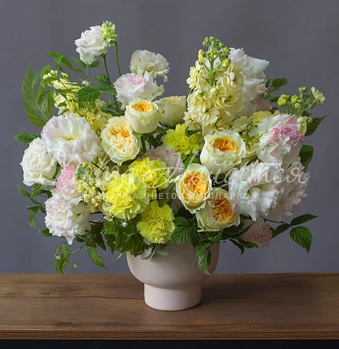 Цветочная композиция Композиция № 355 — Повод Найдется