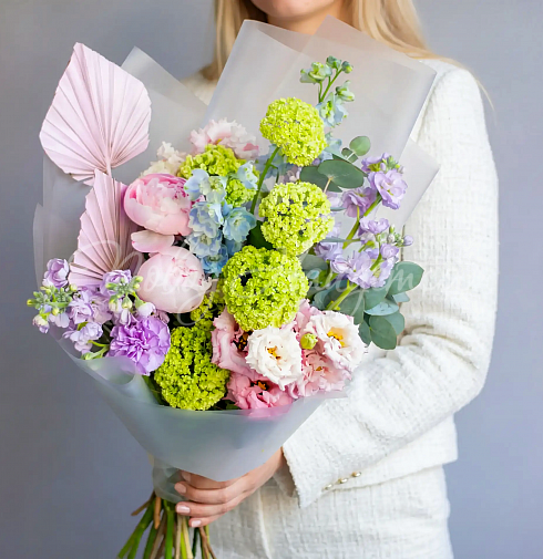 Яблоки в цвету