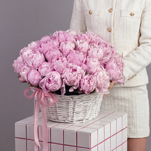 Монобукеты из пионов Букет Яркая энергия