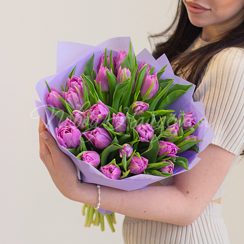 ТЮЛЬПАНЫ Букет 25 лавандовых тюльпанов