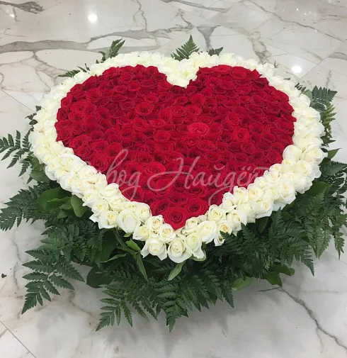 Букет Безумно влюблен — Повод Найдется