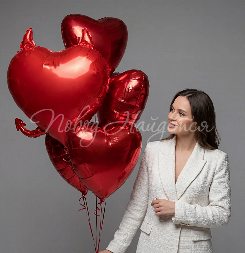 Облако шаров "Хороша, чертовка"