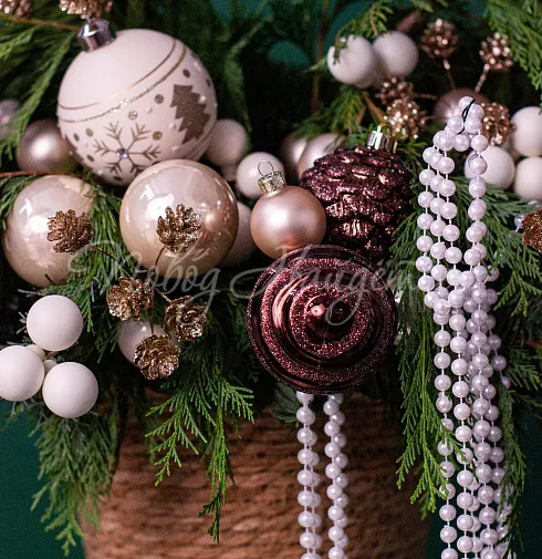 Цветочная композиция Аромат праздника — Повод Найдется