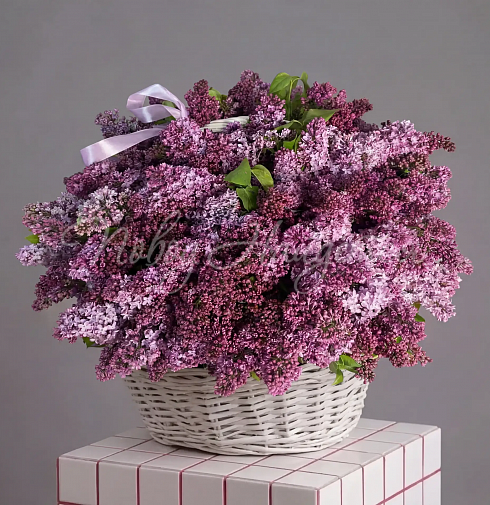 Букет В саду сирени — Повод Найдется